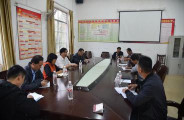 公司紀委姚書記到漢林村調研脫貧攻堅工作