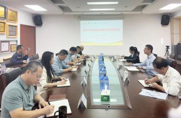 莫政融到云鷗物流公司講授專題黨課