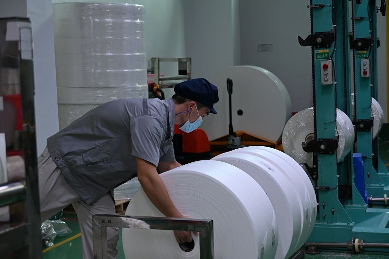 1755218363705184.jpg 舒雅公司生產車間 梁春苗 攝.jpg